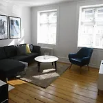 Cozy Apartment In The Heart Of Copenhagen